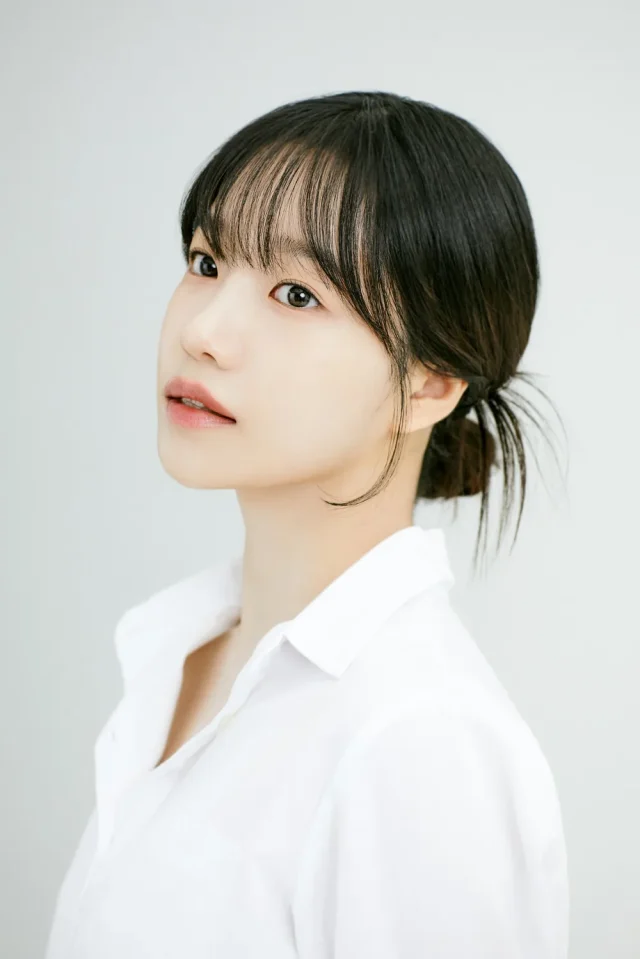 女優チョ・ユリ